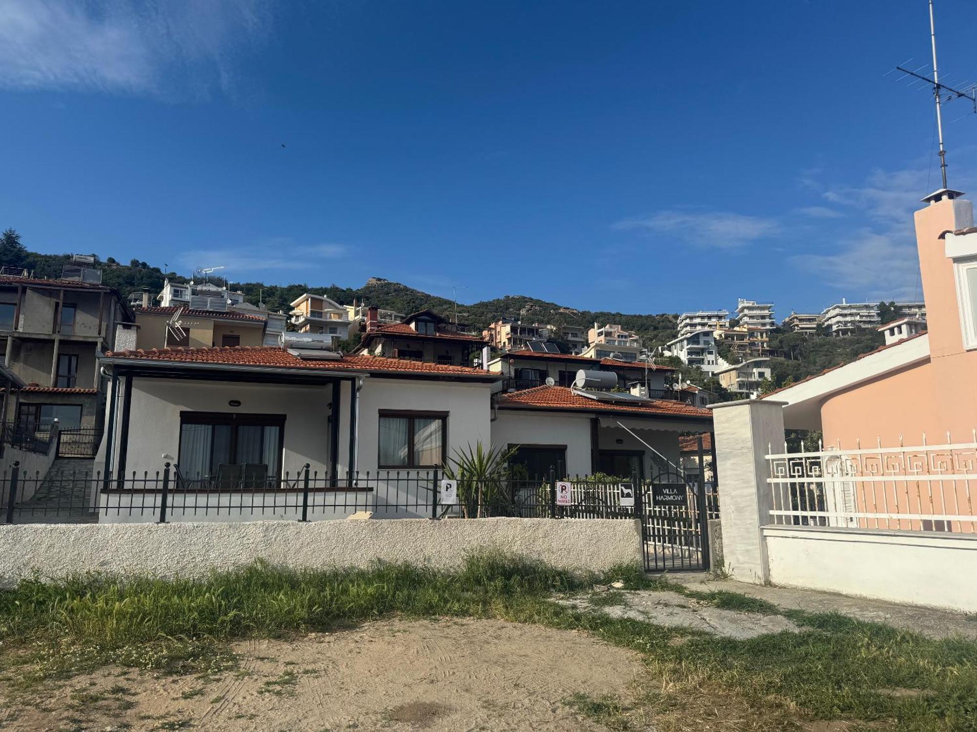 Villa Harmony Palaiontsiflikion Luaran gambar